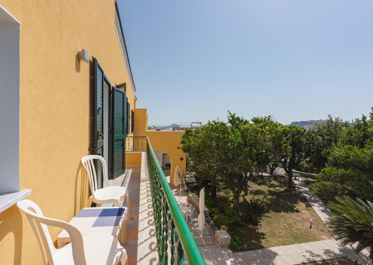 Villa Caterina B&B 프로치다 외부 사진