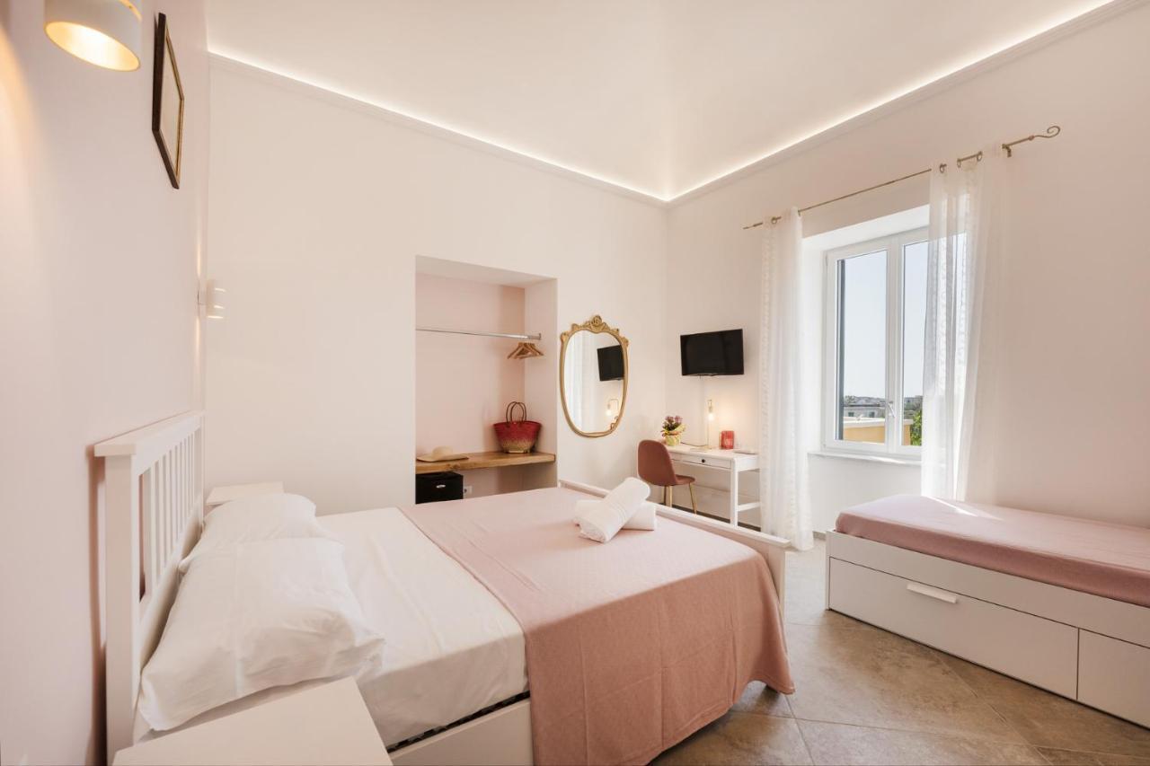 Villa Caterina B&B 프로치다 객실 사진